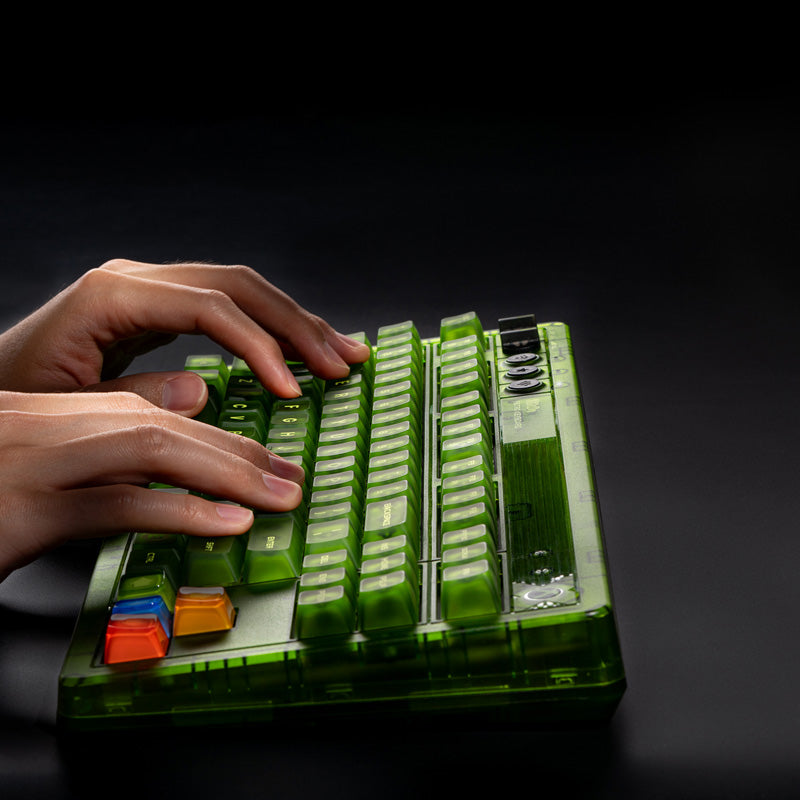 8BitDo Retro 87 Mechanical Keyboard - Xbox Edition - Image 8