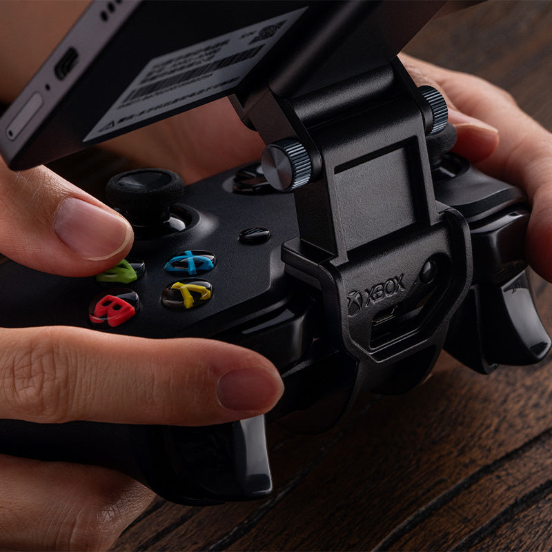 8BitDo Mobile Gaming Clip for Xbox Controllers - Image 10